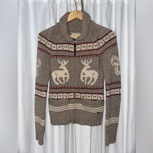 ARITZIA TNA: Sea to Sky Reindeer Print Sweater, Size XS